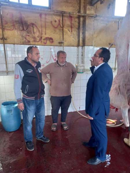 مدير بيطري كفر الشيخ يتفقد المجازر لمتابعة أعمال الذبح وسلامة اللحوم