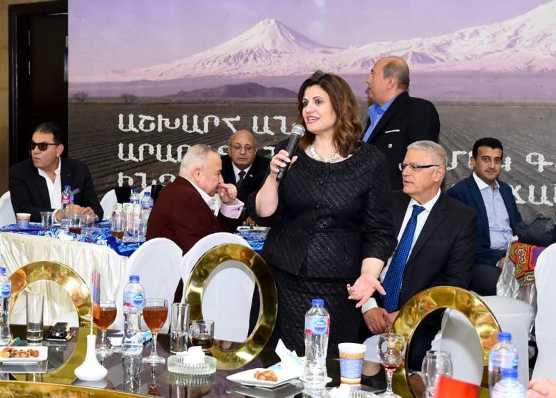 الهيئة الوطنية الأرمينية تنظم حفل افطار رمضاني ( بالصور )