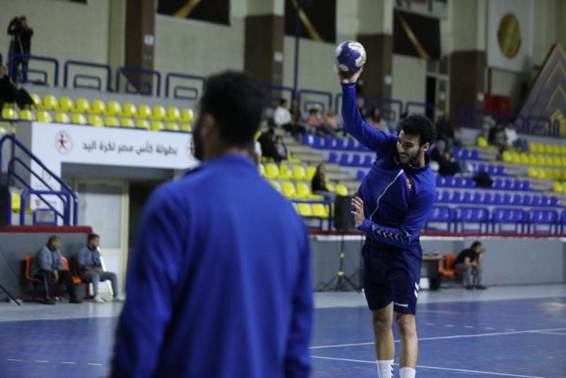 أحمد خيري لاعب فريق كرة اليد رجال بالنادي الأهلي
