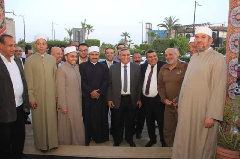 ”عبدالسند يمامة” رئيس الحزب يلتقي الوفديين بالسويس في حفل افطار اللجنة العامة