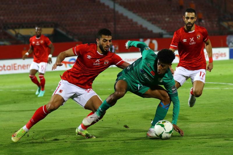 30 دقيقة.. الأهلى يبحث عن الهدف الأول أمام الرجاء المغربى