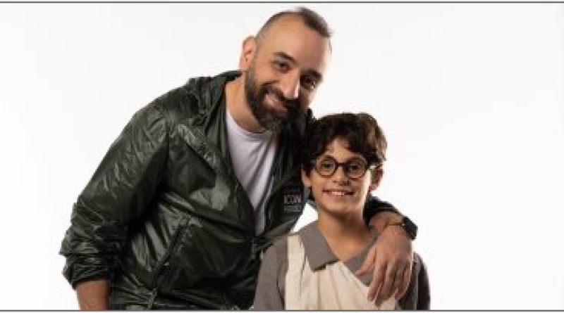 المخرج عمرو سلامة والطفل عمر شريف