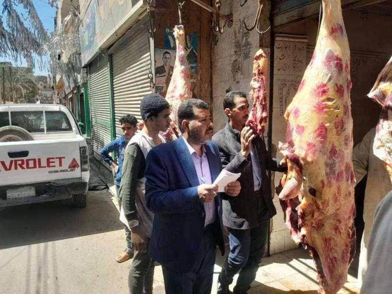 بيطري المنيا يحرر 62 محضراً خلال حملات على الأسواق ومحال عرض وبيع اللحوم