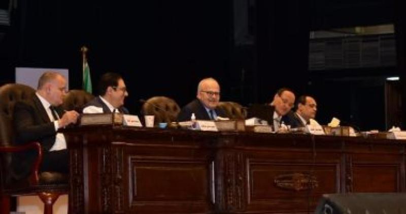 مجلس جامعة القاهرة يوافق على استحداث برنامج ”تكنولوجيا النانو” لمرحلة البكالوريوس