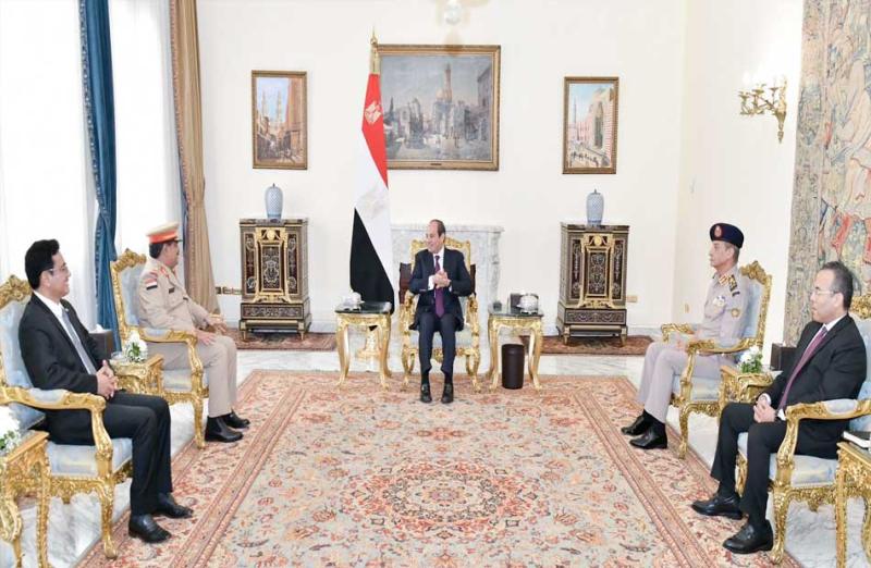استقبال الرئيس السيسي وزير الدفاع اليمني