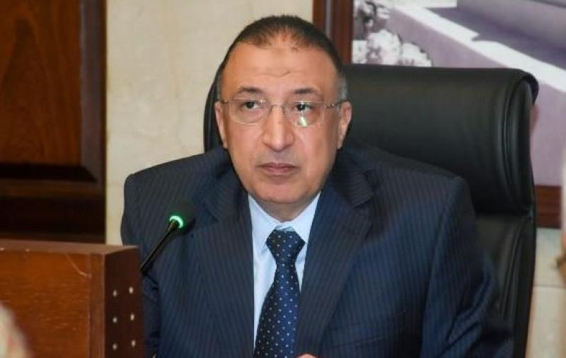 محافظ الإسكندرية يوجه بتكثيف حملات التفتيش على المنشآت والأسواق