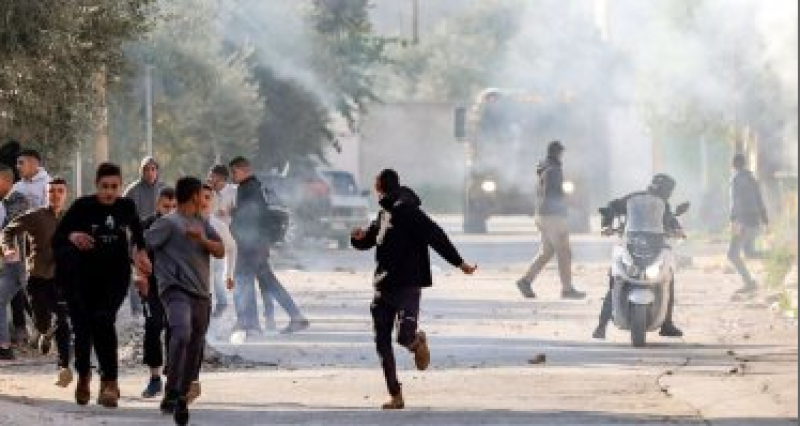 مواجهات بين الفلسطينيين و الاحتلال الإسرائيلي
