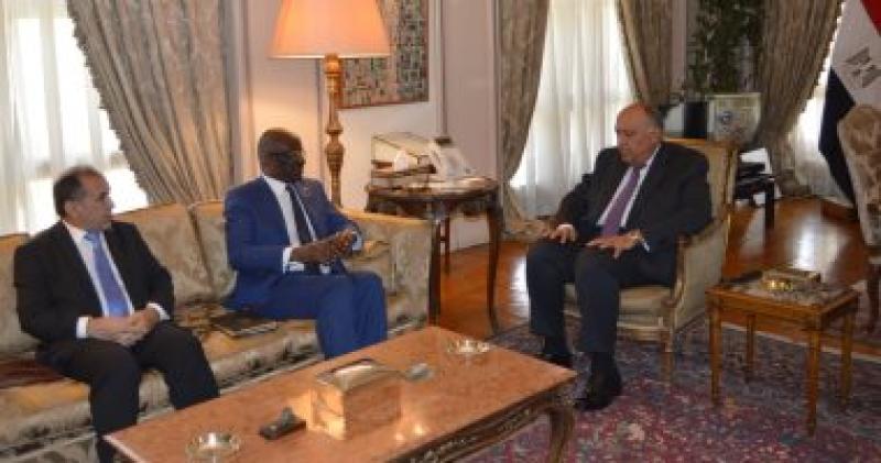 سامح شكرى يستقبل وزير الشئون الخارجية والتعاون والموريتانيين بالخارج