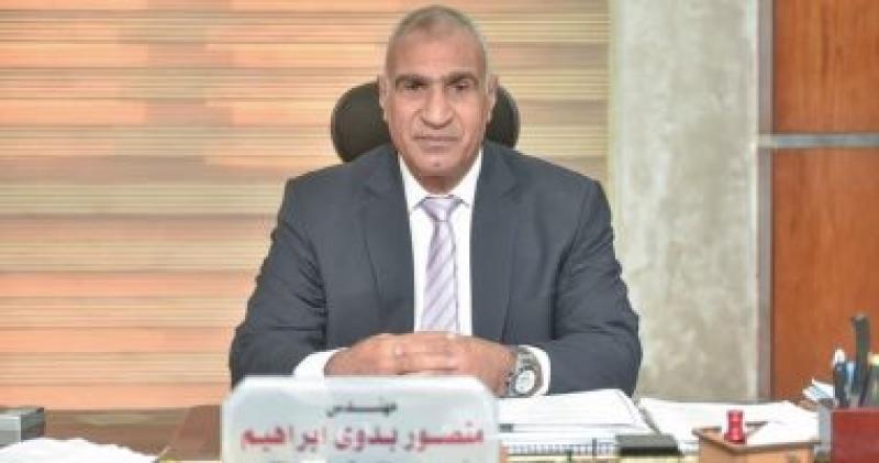 المهندس منصور بدوي رئيس شركة مياه الشرب والصرف الصحي بالجيزة
