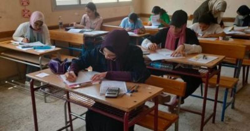 194 ألفا و897 طالبا يبدأون غدا امتحانات الشهادة الإعدادية فى الجيزة
