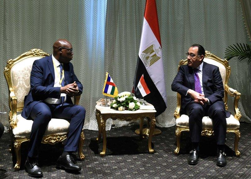 رئيس الوزراء يؤكد دعم مصر الكامل للعملية السياسية فى إفريقيا الوسطى