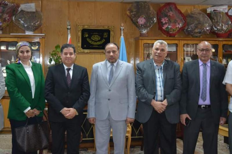 ” نائب رئيس جامعة الأزهر للوجه القبلي يستقبل الدكتور مصطفي عبدالغني عضو مجلس الشيوخ ”