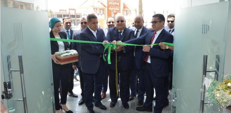 محافظ السويس يستقبل قيادات البنك الزراعي المصري(صور )