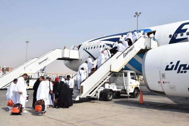 مصر للطيران: على حجاج بيت الله الحرام التواجد بالمطار قبل 4 ساعات من موعد إقلاع الرحلة