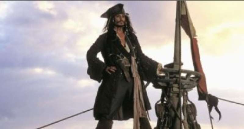 شائعات عن عودة جونى ديب لدور جاك سبارو فى فيلم Pirates Of The Caribbean