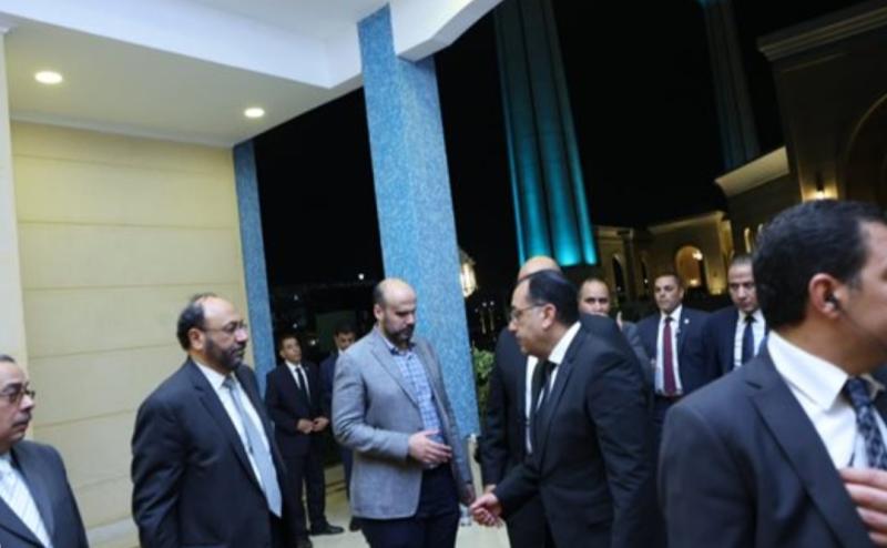 رئيس الوزراء يقدم واجب العزاء لأسرة وزير الصحة الأسبق أحمد عماد الدين