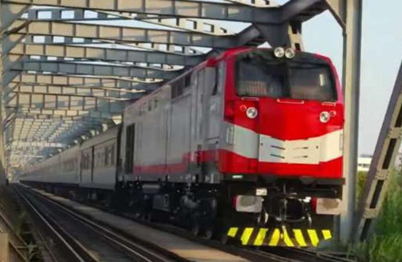 مواعيد القطارات المكيفة والروسي على خط (القاهرة - أسوان) والعكس اليوم الأربعاء