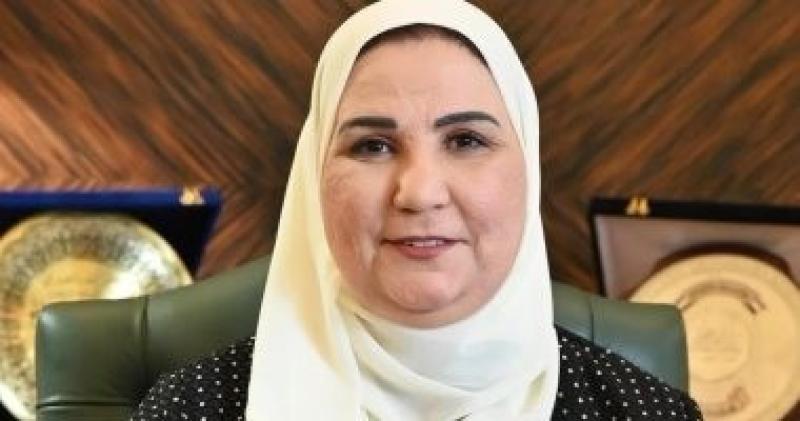 وزيرة التضامن الاجتماعي تعلن عودة أول أفواج حجاج الجمعيات الأهلية إلى القاهرة الاثنين