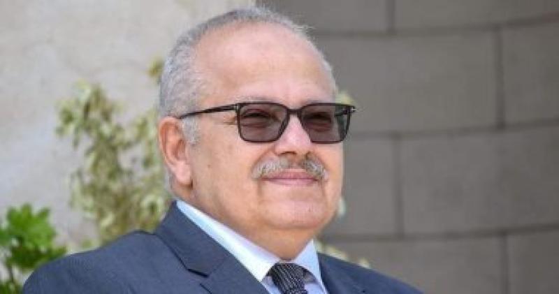 رئيس جامعة القاهرة 