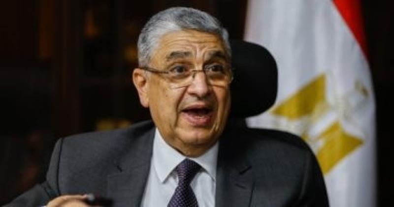 وزير الكهرباء: مشروعات الطاقة المتجددة لتوليد الكهرباء في مصر لم تتأثر بأزمة الدولار العالمية