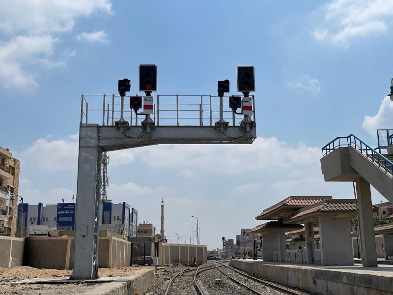 وزير النقل   : دخول برج الإشارات الرئيسي  بمحطة ابوصوير في الخدمة ( صور )