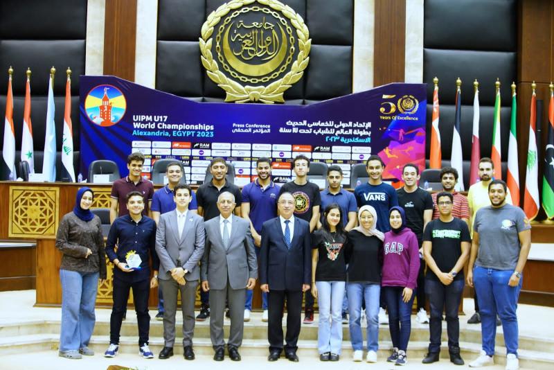 فوز طلاب الأكاديمية العربية بالمركز الثالث في تصفيات المسابقة الدولية للغواصات