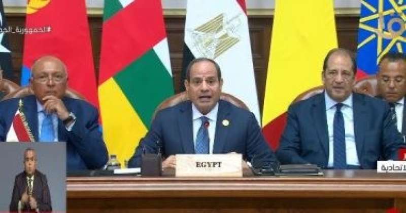 سلطنة عمان تثمن جهود الرئيس السيسي فى عقد قمة دول جوار السودان