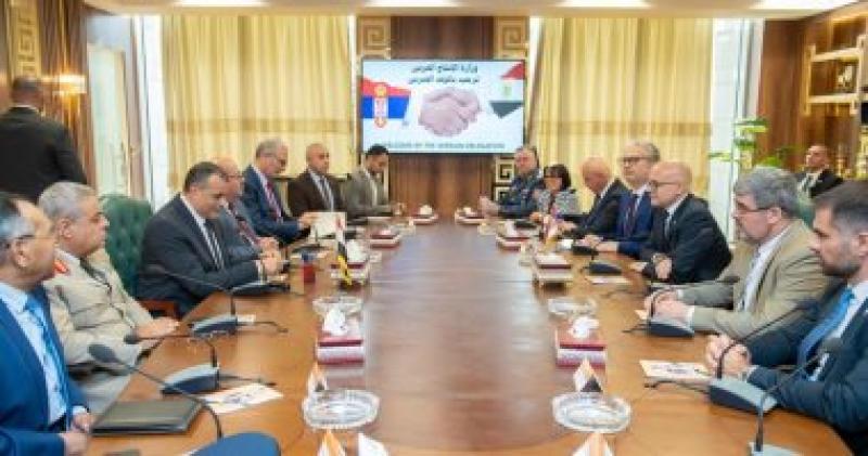 وزير الإنتاج الحربى يبحث مع وزير دفاع صربيا آليات تعزيز التعاون الثنائى