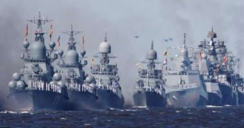 الأسطول الشمالى الروسى يجرى مناورات تحاكى صد سفن أجنبية بالقطب الشمالى