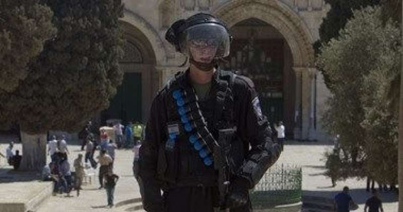 مُستوطنون يقتحمون باحات الأقصى بحماية شرطة الاحتلال الإسرائيلى