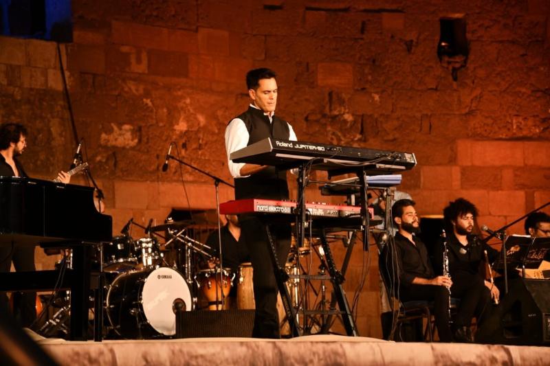 هشام خرما يتألق بحفلته الموسيقية  فى مهرجان القلعة.