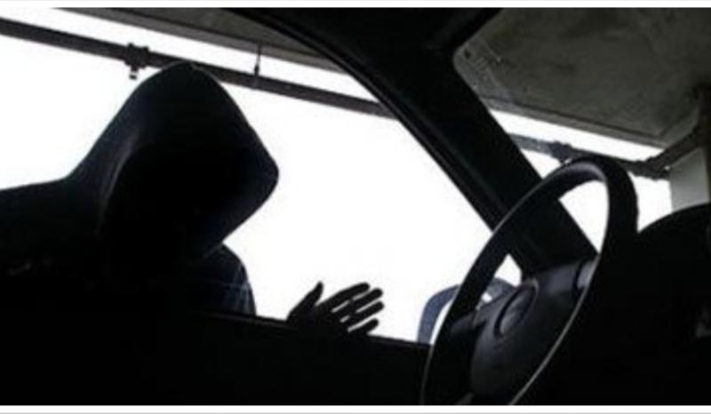 عاطلان يعترفان بسرقة السيارات ومساومة مالكيها في القاهرة