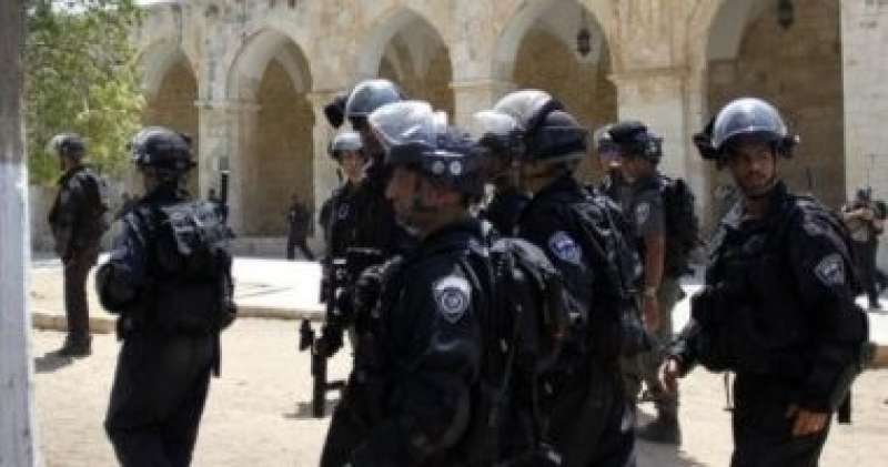 الاحتلال الإسرائيلى يعتقل شابين من بلدة عناتا