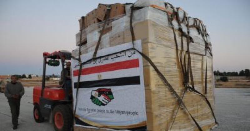 مساعدات إنسانية لشعب ليبيا