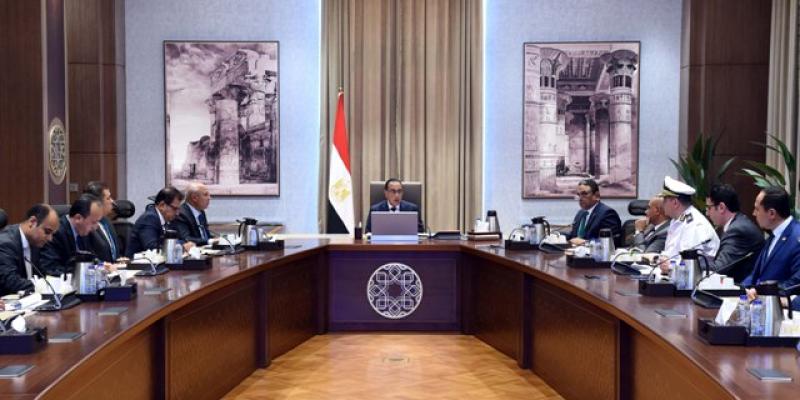 رئيس الوزراء يستعرض إجراءات تعظيم سياحة اليخوت وتطوير المراين