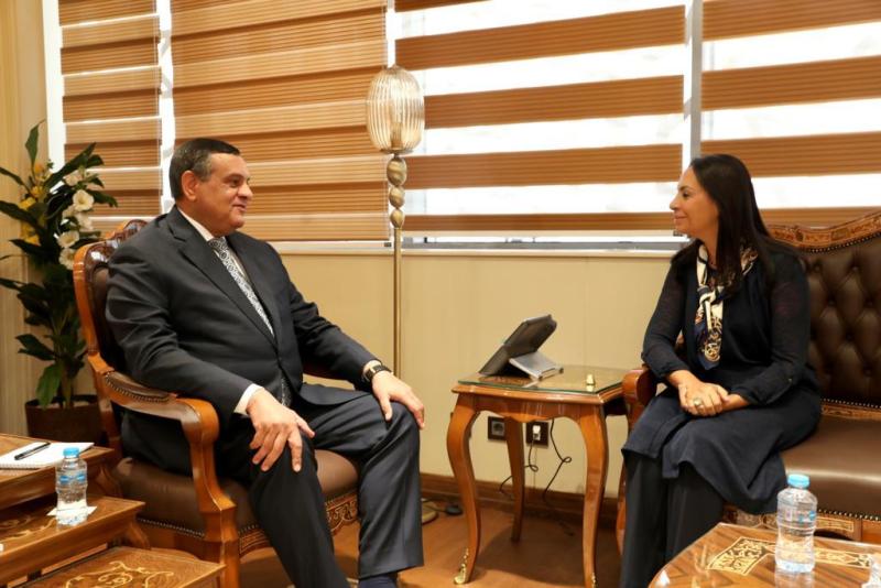 لقاء اللواء هشام آمنة وزير التنمية المحلية، والدكتورة مايا مرسى رئيسة المجلس القومي للمرأة