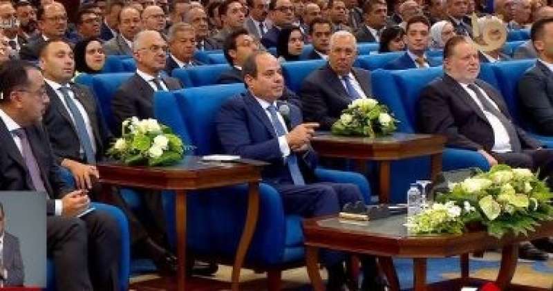 الرئيس السيسى للمصريين: عاوزين دولة .. ولا عاوزين أى حاجة؟
