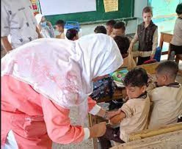 ٧٧٠ ألف طالب يتلقون تطعيم الالتهاب السحائى و التطعيم الثنائى على مستوى مدارس المحافظة