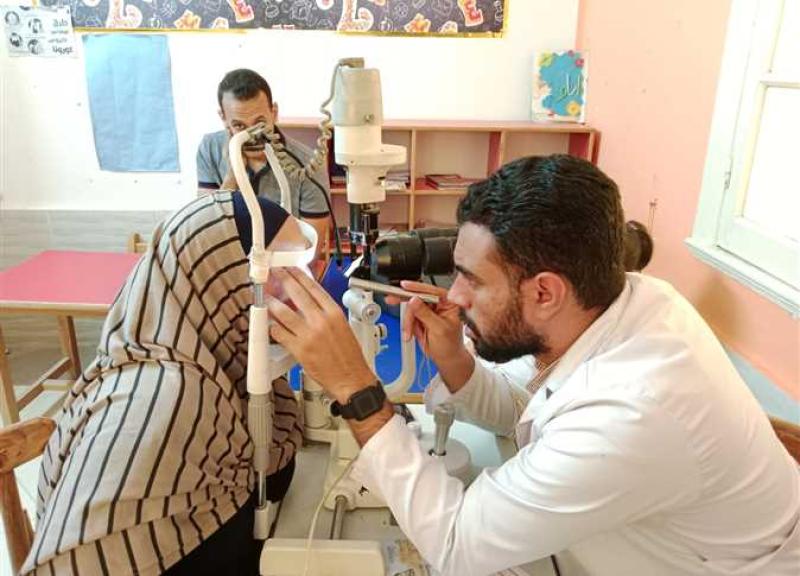 صحة المنيا تنظم قافلة طبية علاجية بقرية بني سمرج بمركز سمالوط اليوم وغدًا