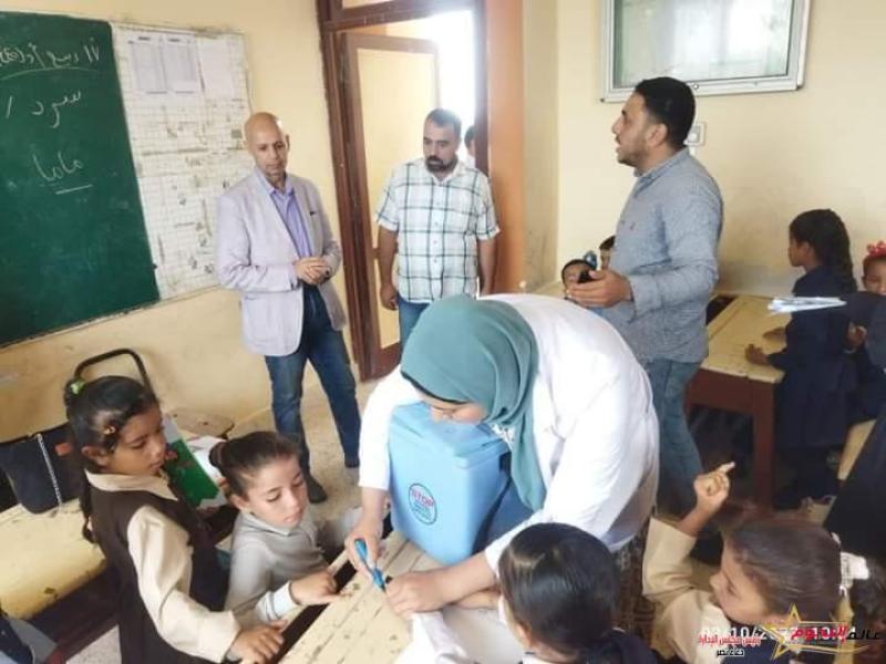 تطعيم طلبة المدارس ضد الالتهاب السحائي