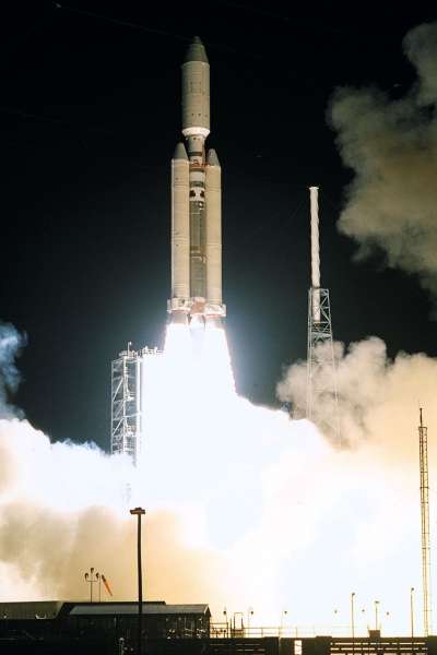 زى النهارده 15 أكتوبر.. إطلاق مركبة كاسينى - هويجنز الفضائية إلى زحل فى 1997