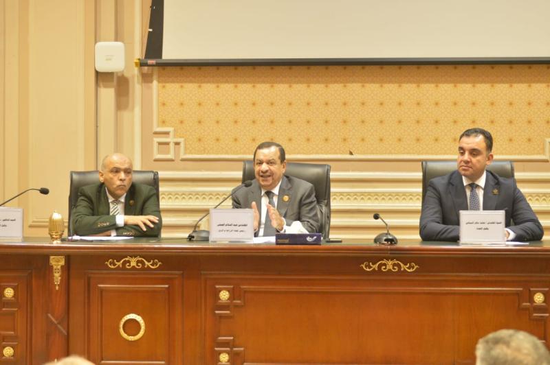 لجنة الزراعة والرى بمجلس الشيوخ برئاسة المهندس عبد السلام الجبلى خلال اجتماعها