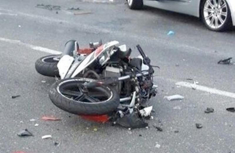 إصابة شخصين في انقلاب دراجة نارية بأكتوبر