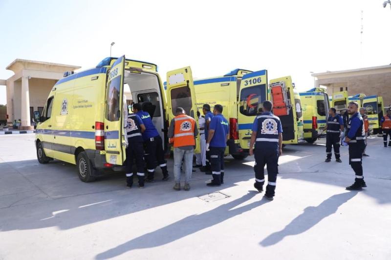 إدخال 43 مصابا فلسطينيا من رفح للعلاج بمصر .. وعبور 159 شاحنة مساعدات لغزة