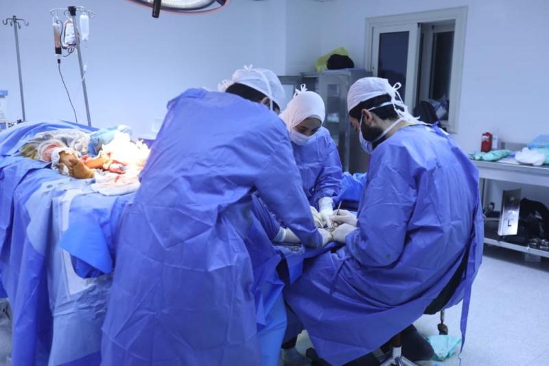 الصحة: وصول مجموعة من الأشقاء الفلسطينيين المصابين في أحداث غزة للعلاج بمصر