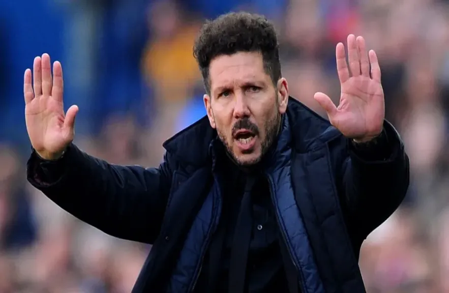 كيف علق سيميوني على هزيمة أتلتيكو مدريد أمام باريس؟