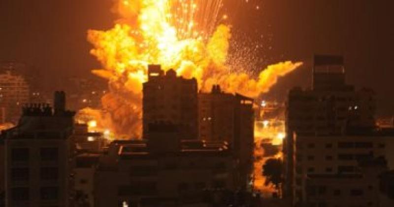 قصف غزة 