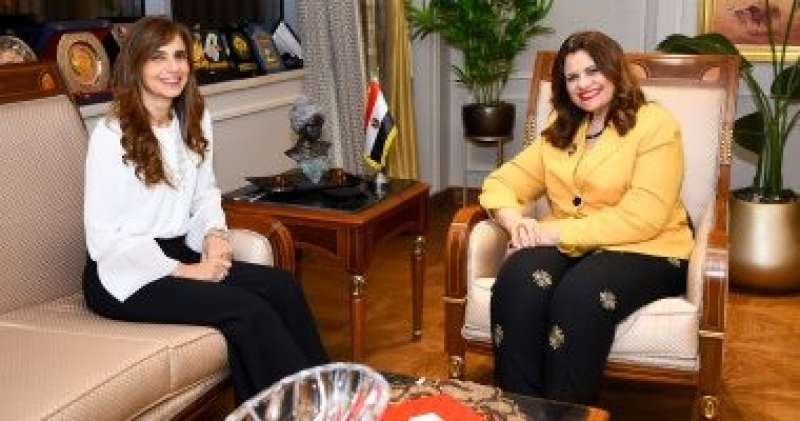 وزيرة الهجرة تستقبل قنصل مصر العام الجديد لدى ولاية شيكاغو الأمريكية