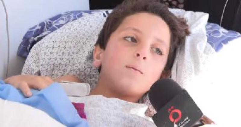 وزير الصحة: الطفل الفلسطينى عبد الله كحيل فقد عظمة الفخذ كاملة و50% من جلد الساق