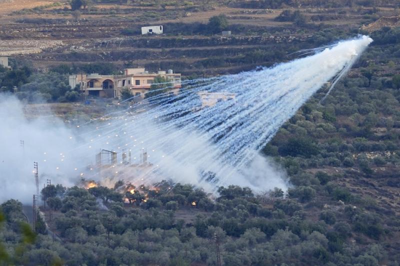 قصف إسرائيلي لبلدات بالجنوب اللبناني